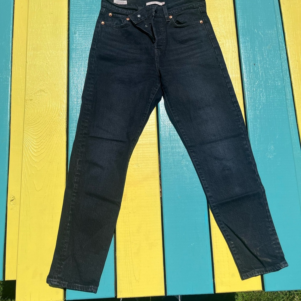Levi's Straight Leg Jeans in Dark Blue
